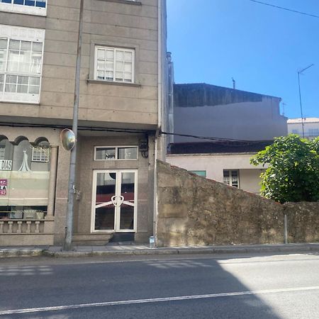 Avenida 37 Apartment Caldas De Reis Exterior photo