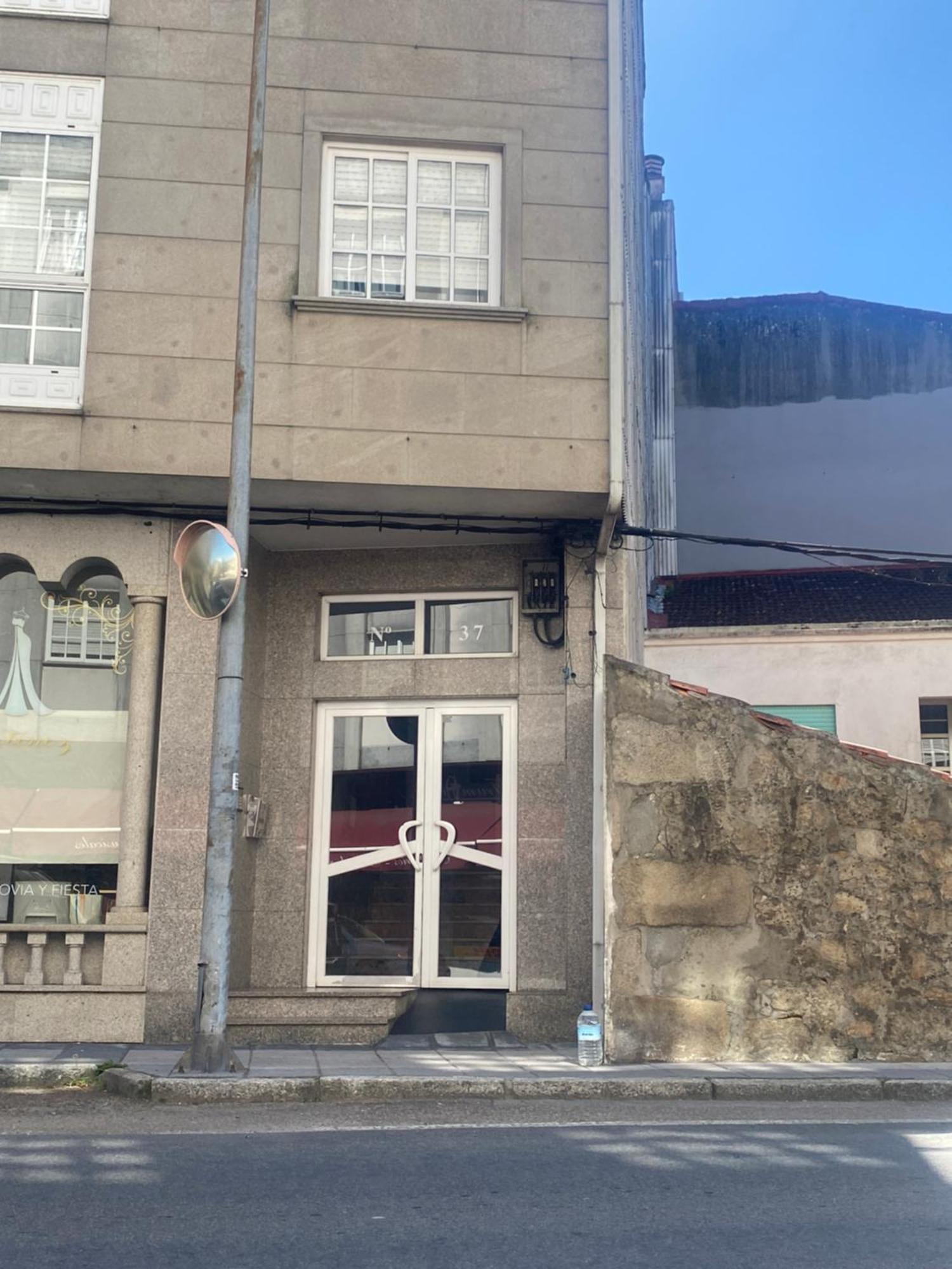 Avenida 37 Apartment Caldas De Reis Exterior photo